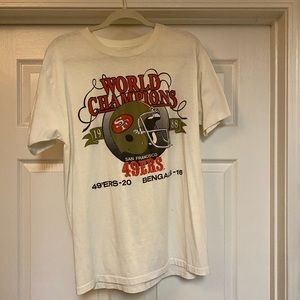 **SOLD** VTG 1988 World Champion San Francisco 49ers Tee